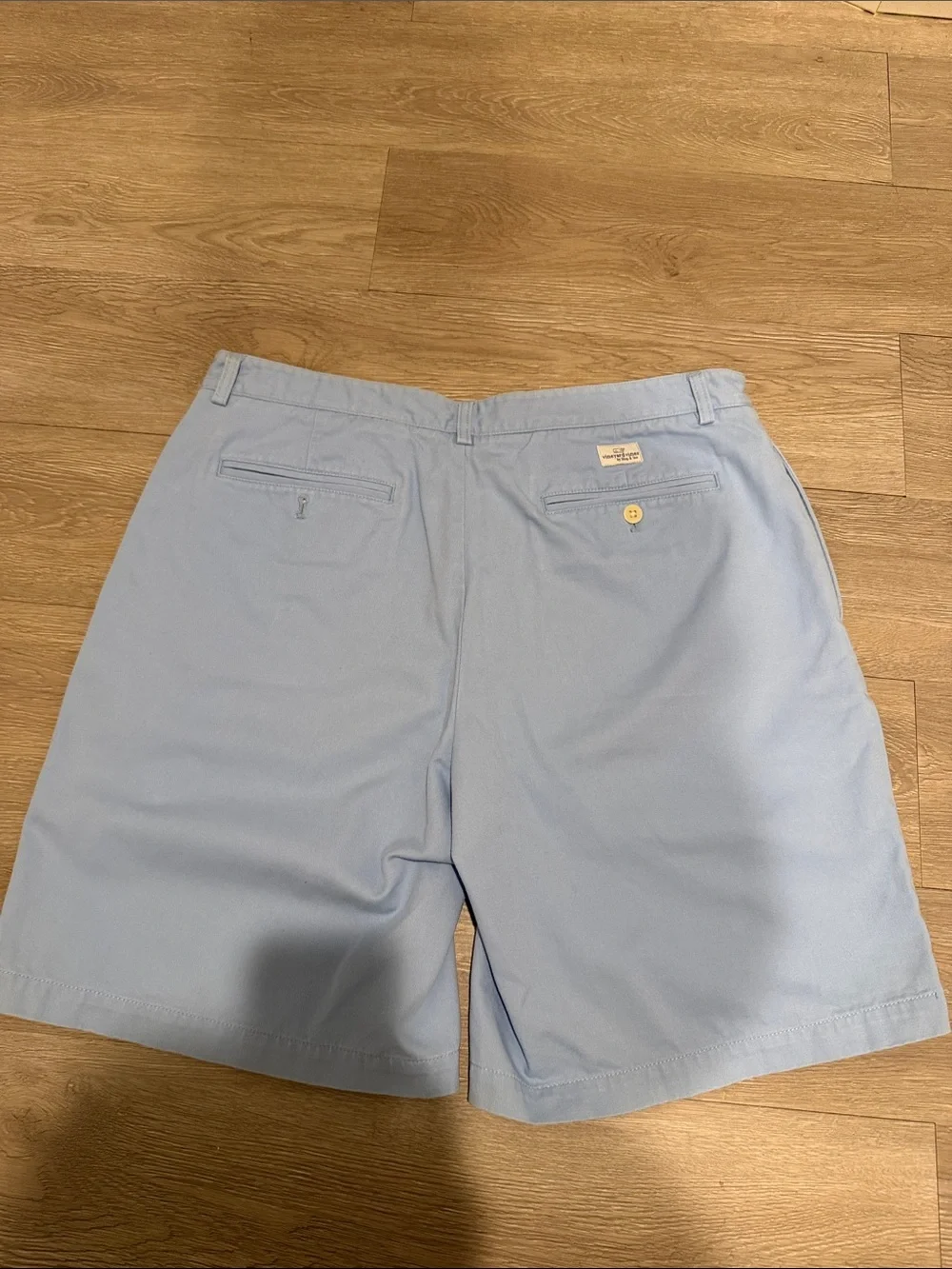 Vineyard Vines Men’s Size 36 Light Blue Flat-Front Men’s Shorts